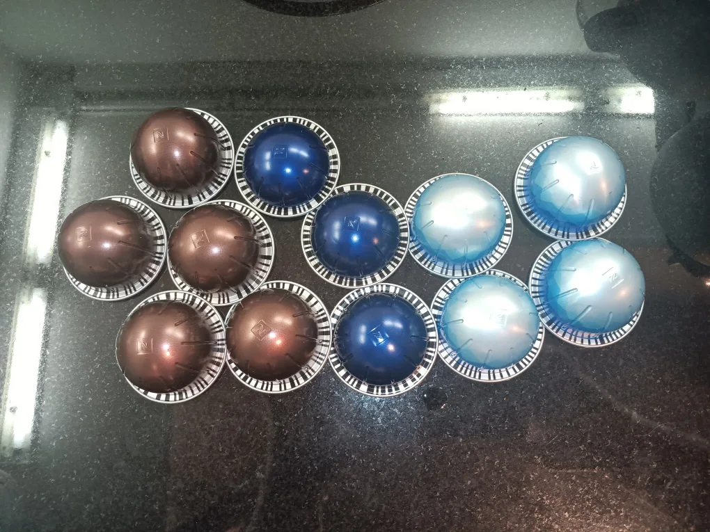 Nespresso Essenza Mini Coffee Machine image indicator(6)