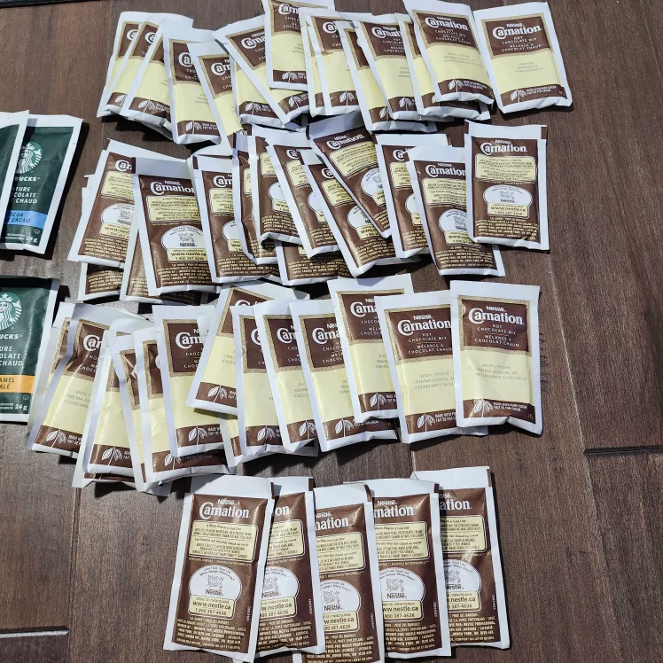 Carnation Hot Chocolate Mix - 50 Packs image indicator(2)