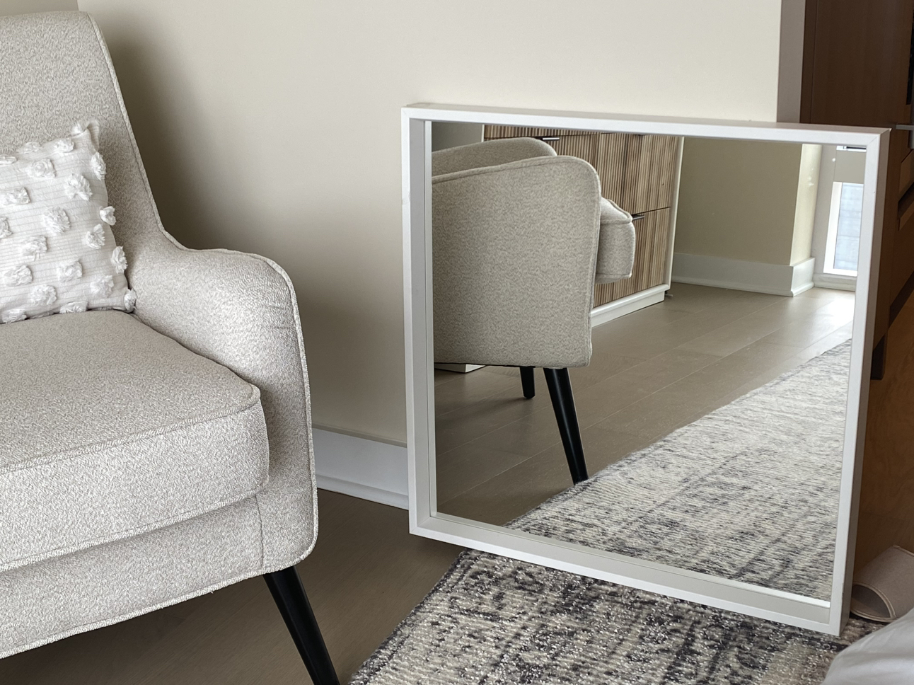 mirror 25 5/8x25 5/8 "