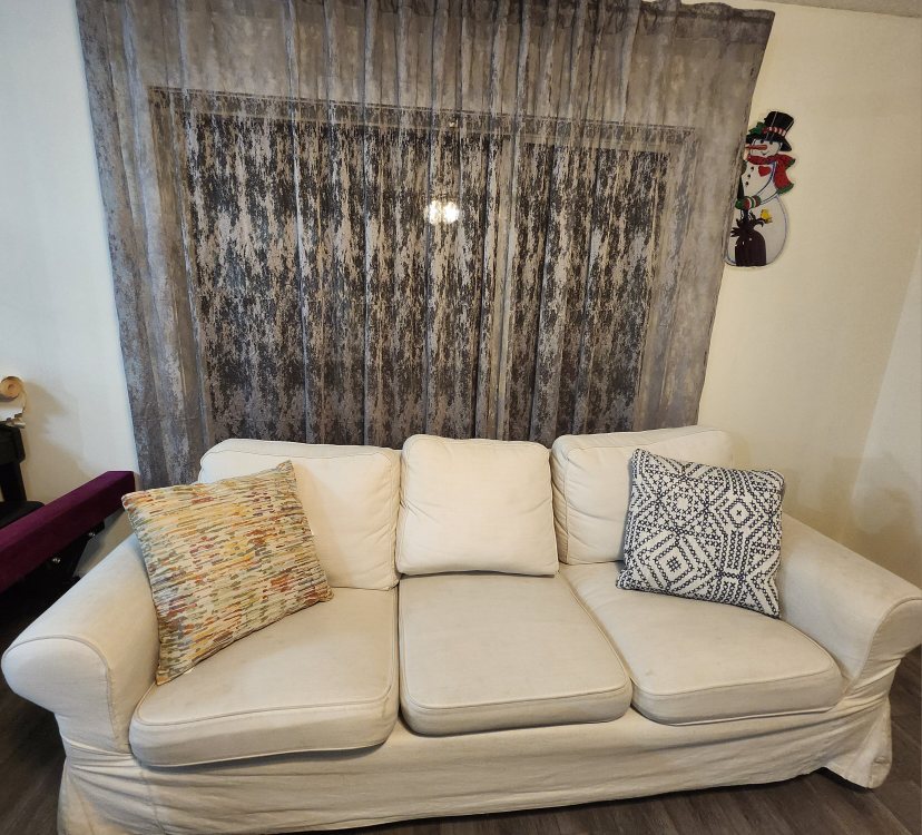 IKEA Couch - photo 3