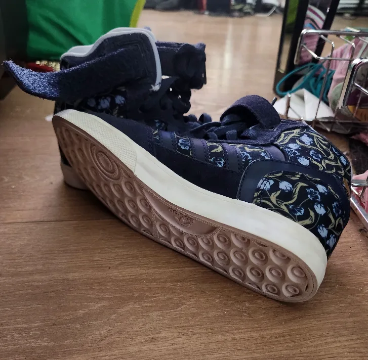 Adidas Women's High Top Sneakers image indicator(4)