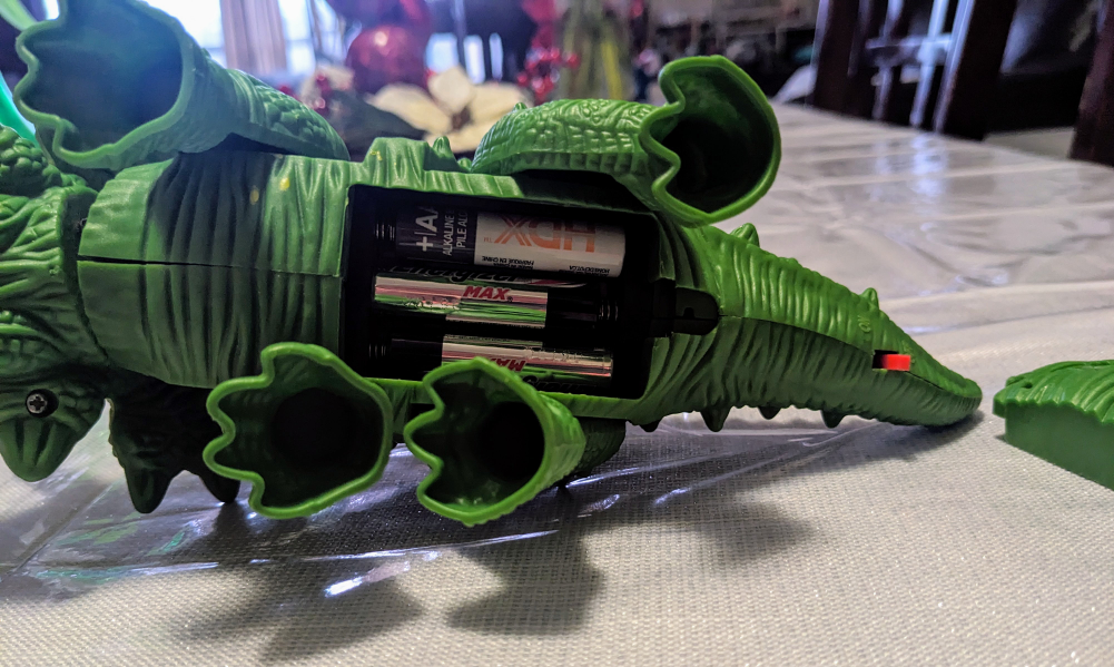 Electronic Walking Triceratops Dinosaur $15 - photo 5