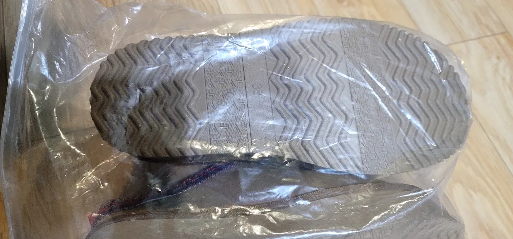 Women's Suede Slippers image indicator(7)