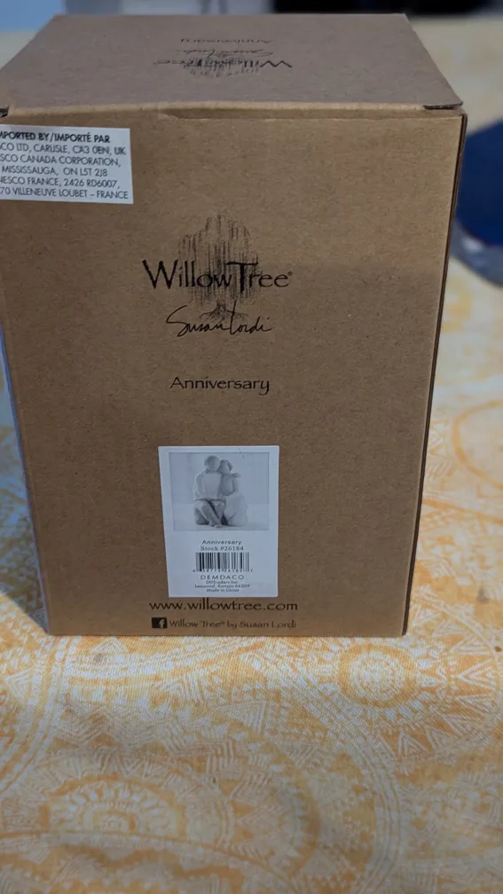 Willow Tree Anniversary Figurine image indicator(4)