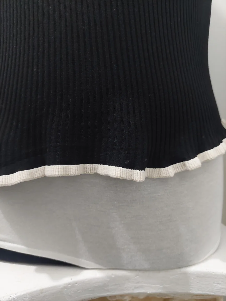 Zara Women's Black Knitted Sweater  Small image indicator(3)