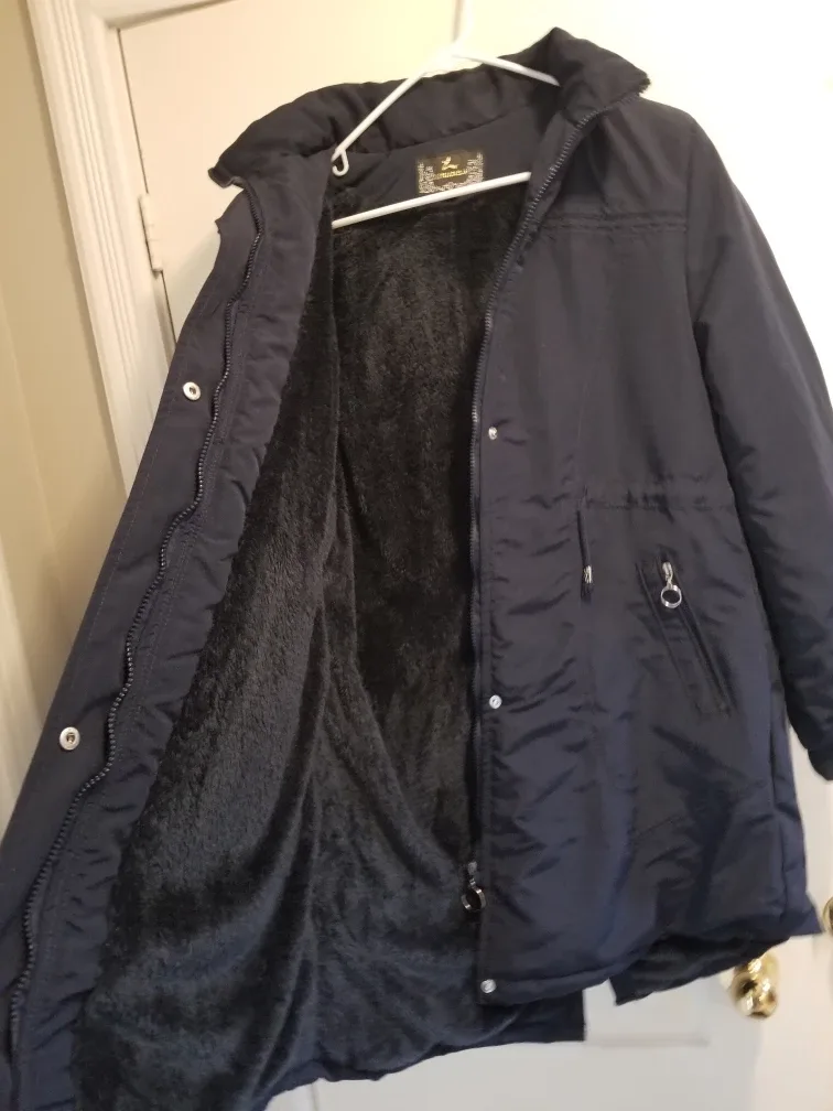 Youth XL winter coat brand new image indicator(4)
