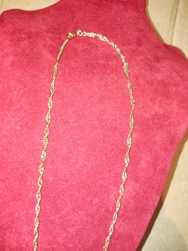 Non Tarnish Twist Rose Gold Chain Necklace image indicator(2)