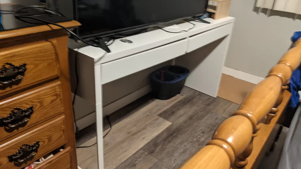 Study table with two drawers #freecycle image indicator(2)