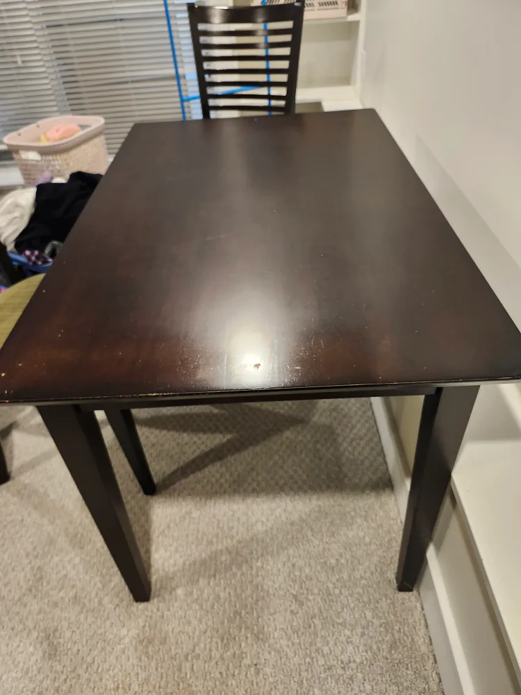 Great table and 2 chairs