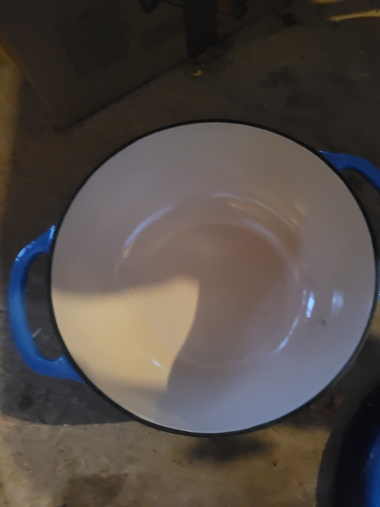 Lodge Cast Iron Dutch Oven - photo 4