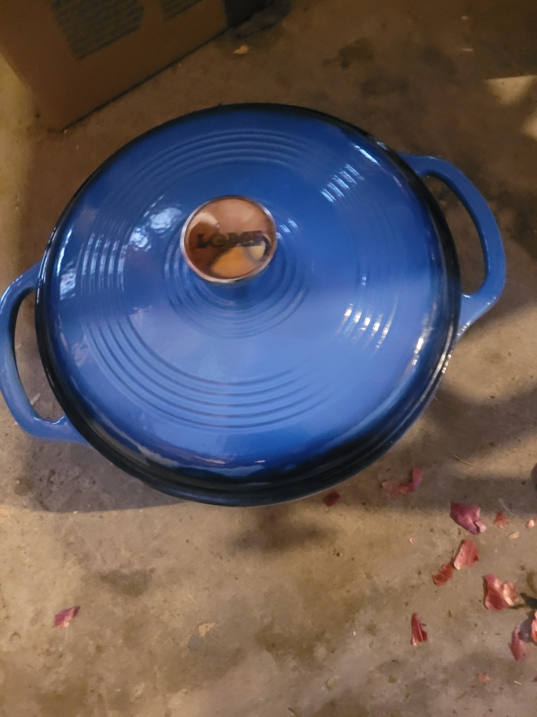 Lodge Cast Iron Dutch Oven - photo 5