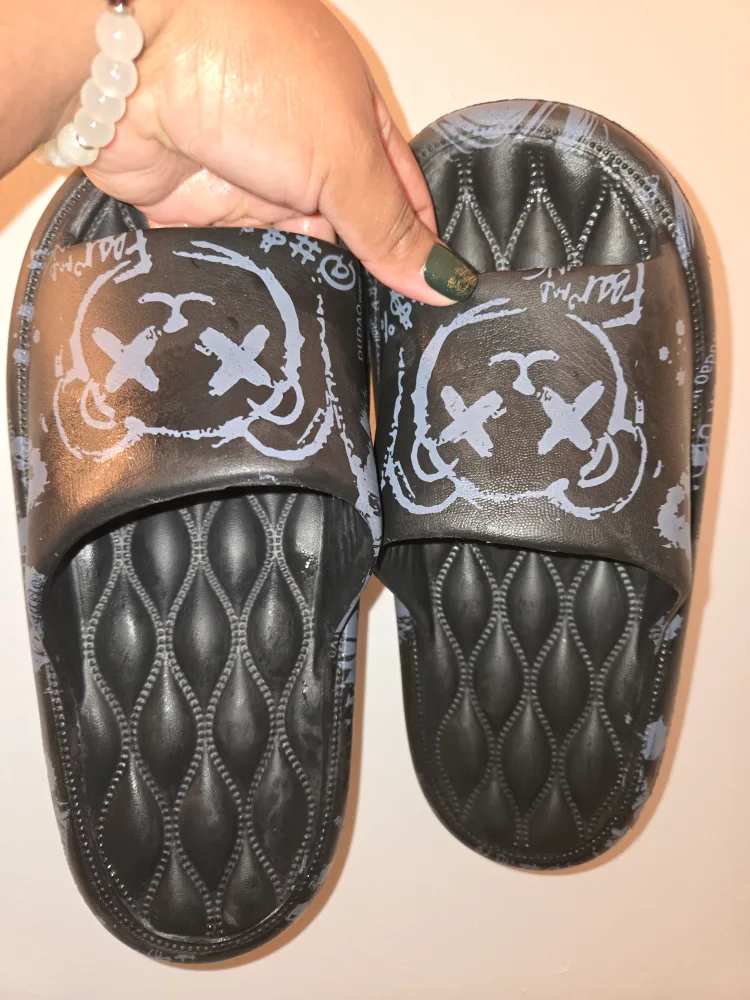 BLACK SANDALS  W/ BEAR  GRAFFITI DESIGN✨️🩴 image indicator(2)