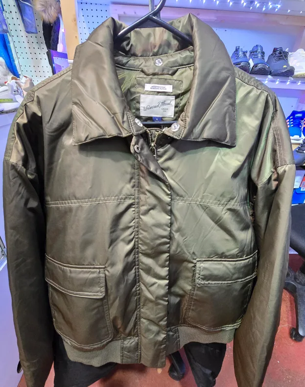Brand new Universal Thread Green Bomber Jacket with Faux image indicator(8)