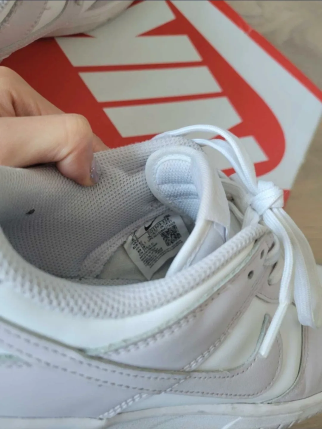 Nike Dunk Low Venice Women's image indicator(4)