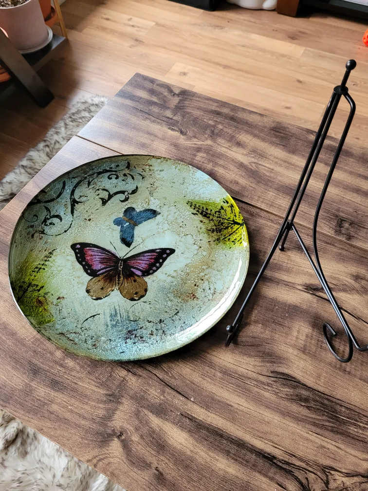 🥕 Butterfly Glass Plate with Stand image indicator(2)