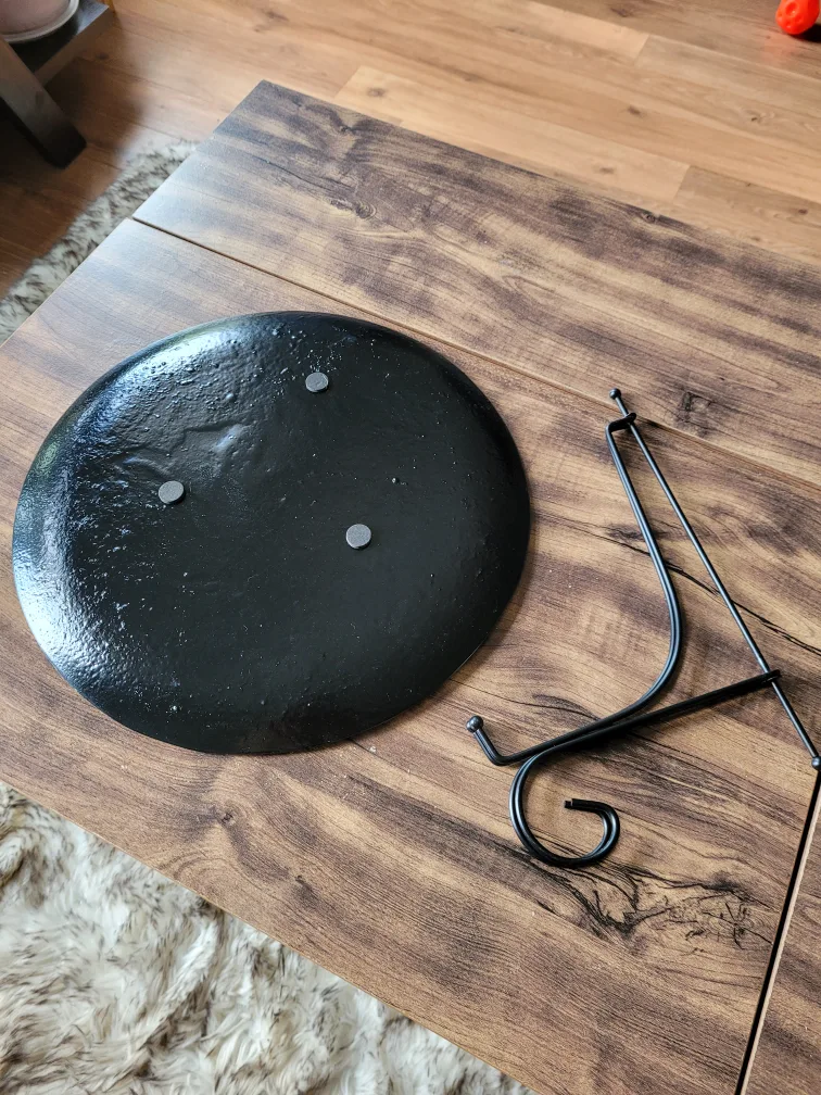 🥕 Butterfly Glass Plate with Stand image indicator(3)