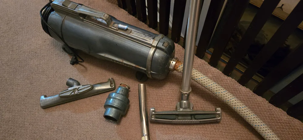 Vintage Electrolux Vacuum Cleaner image indicator(7)