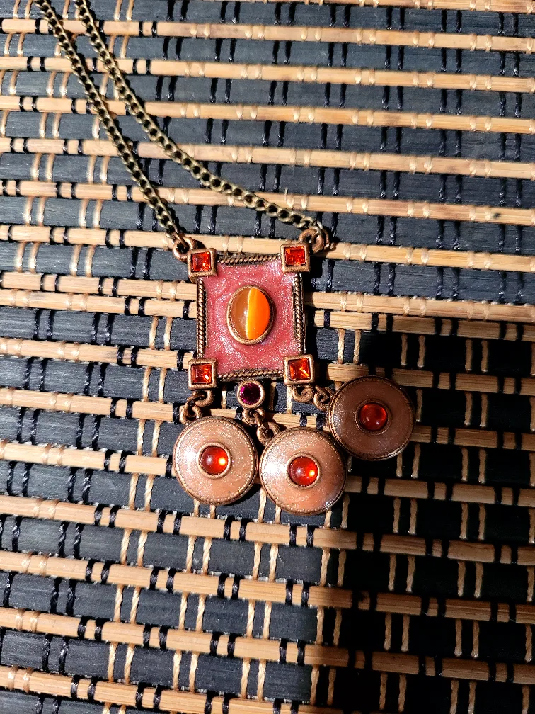 Necklace image indicator(2)