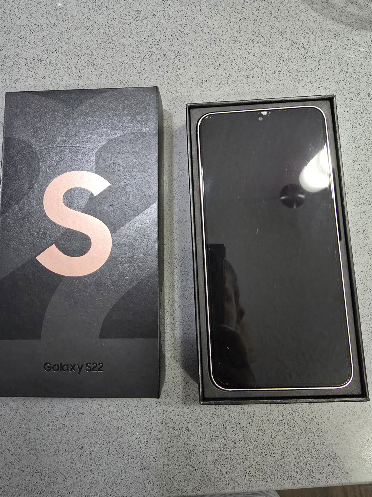 Samsung Galaxy S22 256GB Pink Gold - photo 2