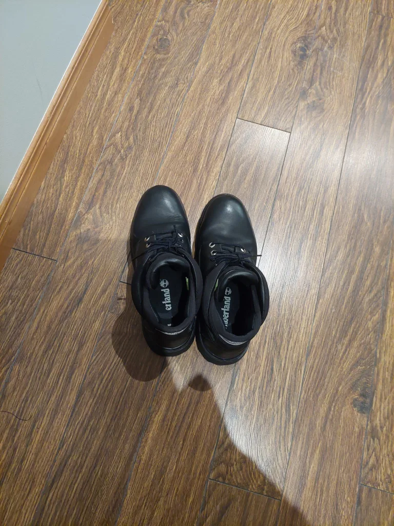 Timberland Men's Black Boots image indicator(4)