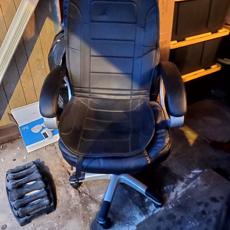 Office Chair - photo 2