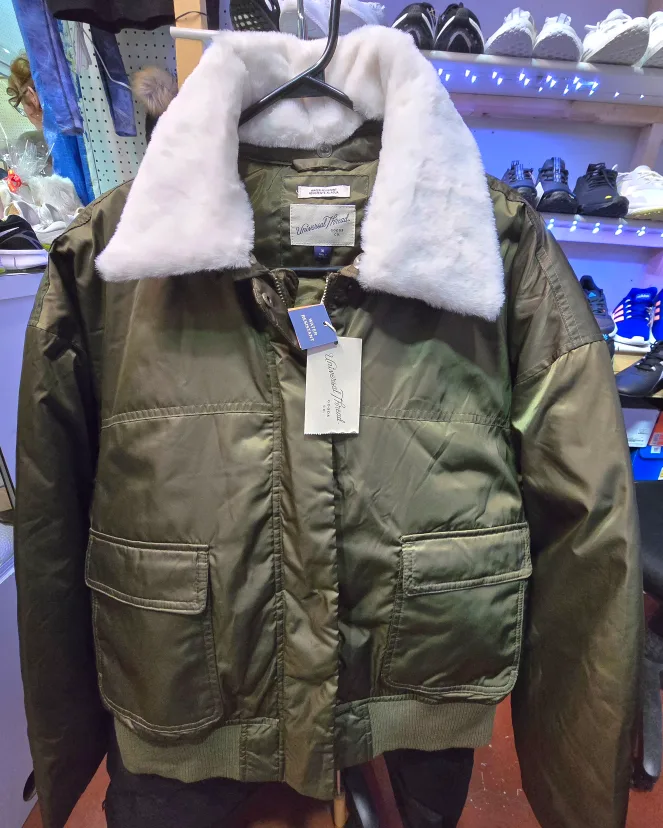 Brand new Universal Thread Green Bomber Jacket with Faux image indicator(2)
