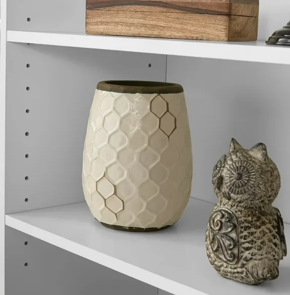 Mainstays 3-Shelf Bookcase with Adjustable Shelves image indicator(3)