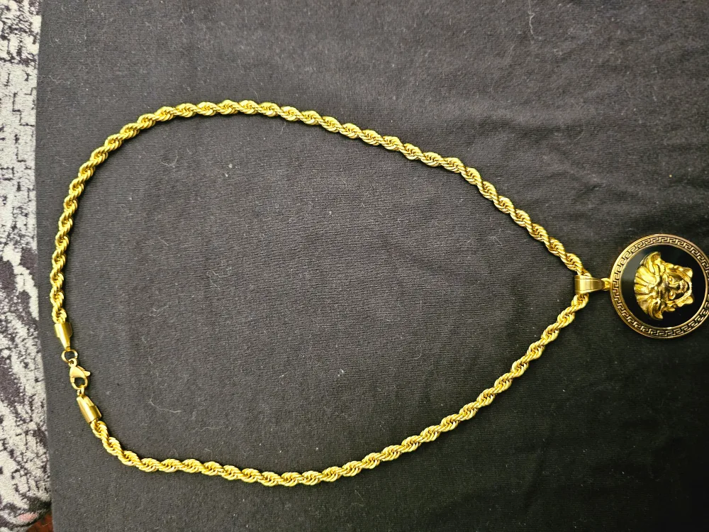 Gold filled  Versace Medusa Pendant Necklace image indicator(3)