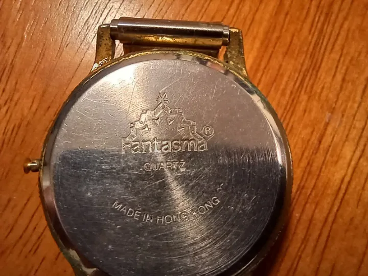 Collector's Item: Vintage Mickey Mouse Hologram Fantasma Watch image indicator(3)