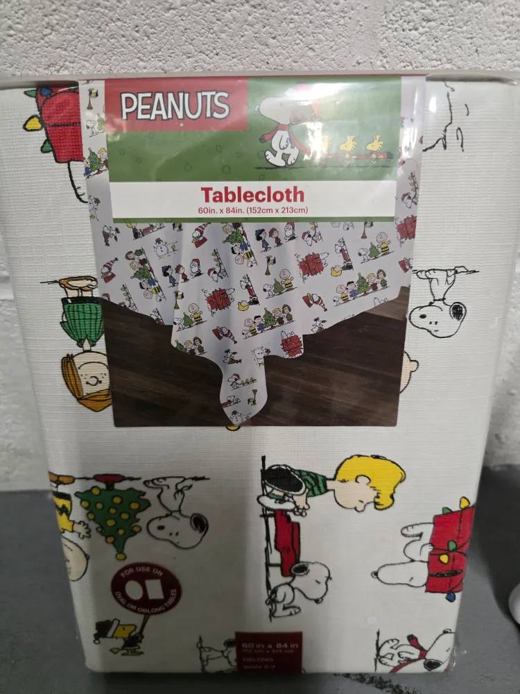 Peanuts Home Set Brand New image indicator(9)