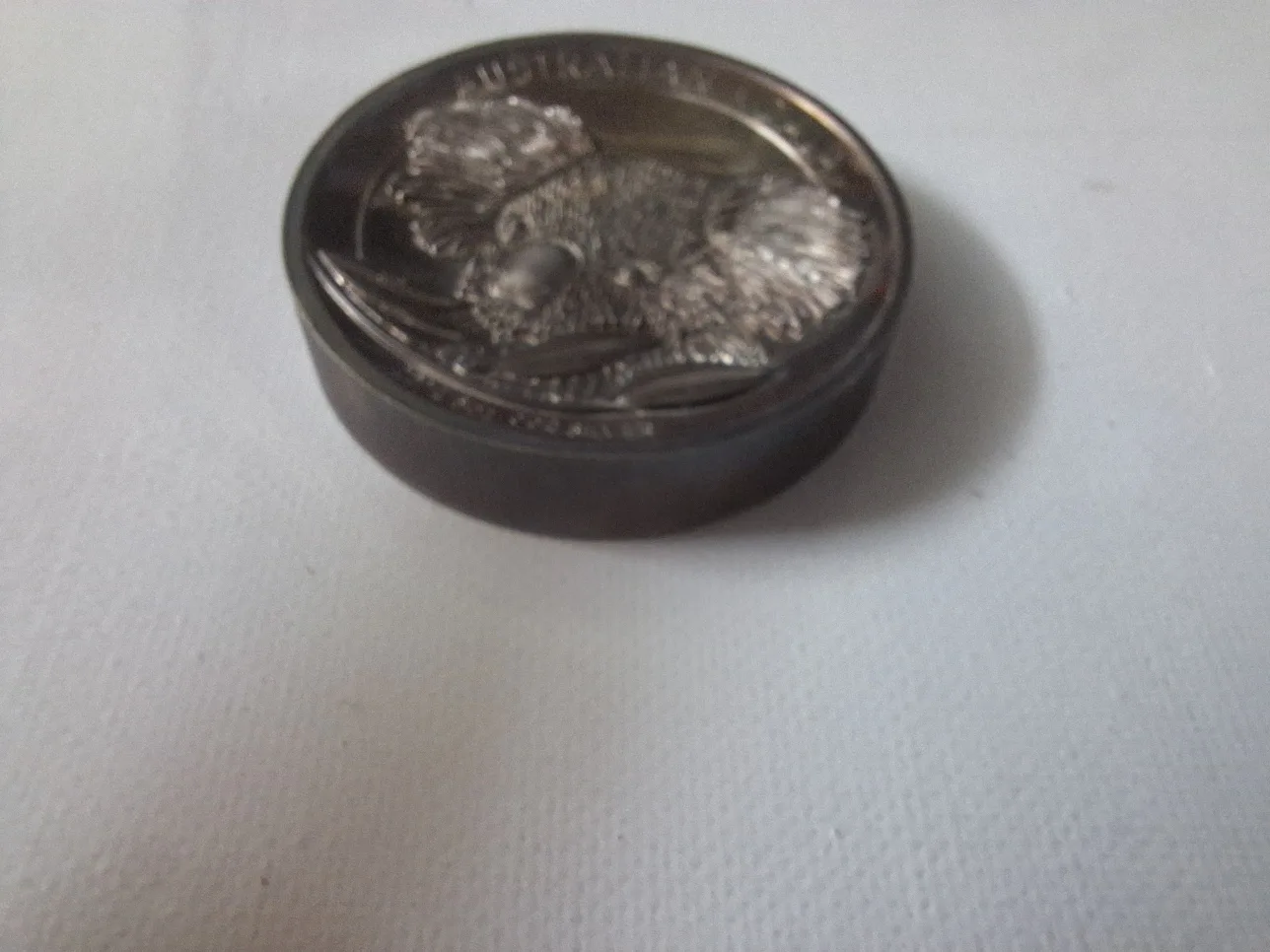 Perth 2014 Koala 8 Dollar 5 oz  .999 Silver Coin Tarnished image indicator(2)