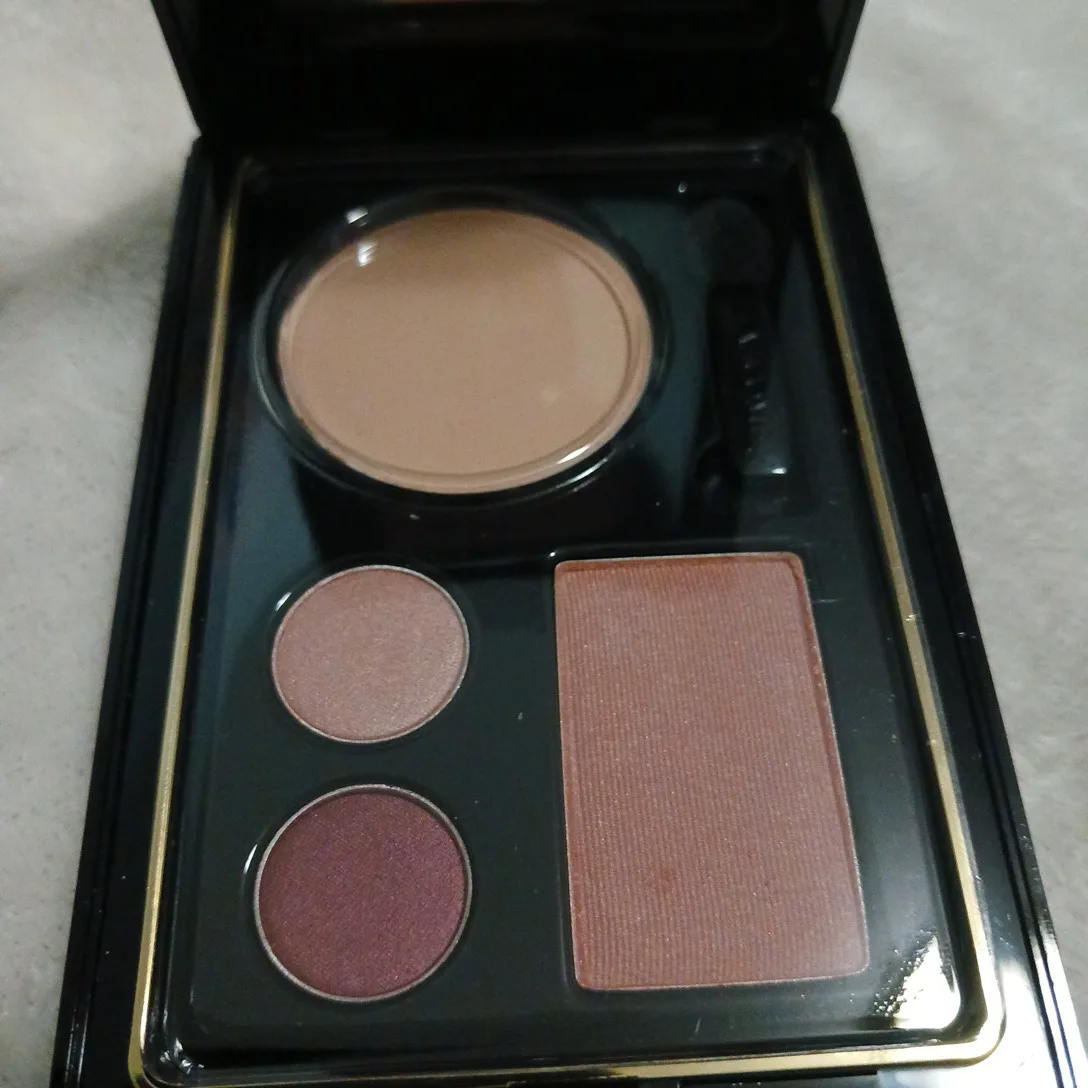 Lancôme Colour Focus Makeup Palette image indicator(2)