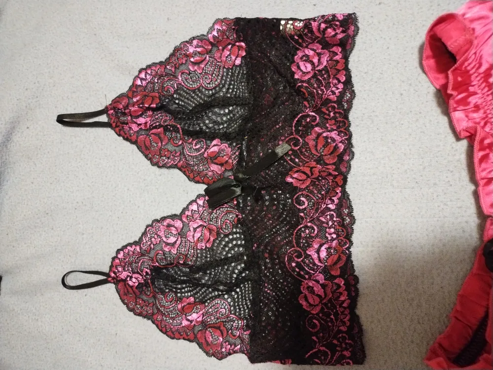 Pink and Black Lace Lingerie Set image indicator(4)