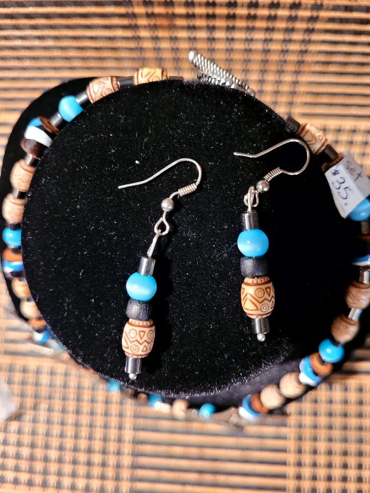 Necklace & Erring Set- NEW-Hand crafted image indicator(3)