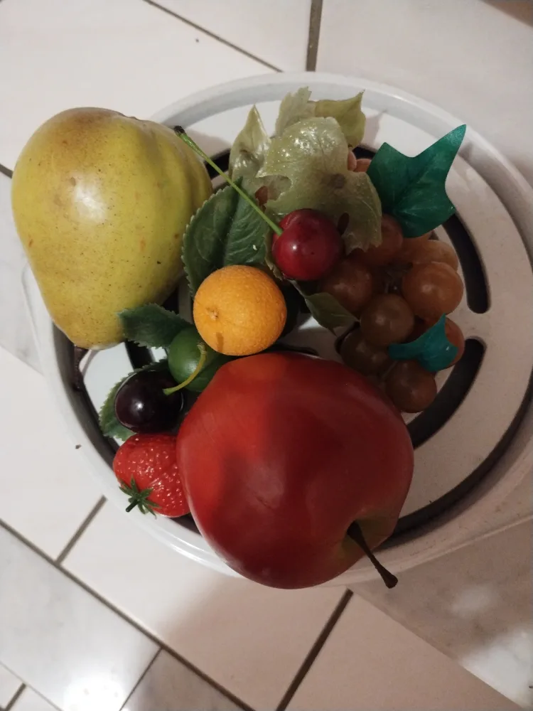 Artificial Fruits in a basket many more than in the pictures image indicator(2)