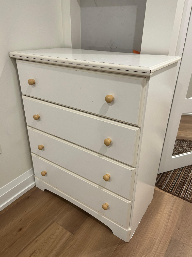 White 4-Drawer Dresser