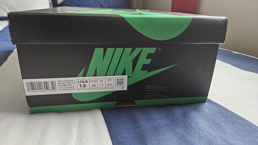 Air Jordan 1 Retro High OG 'Lucky Green' - photo 2