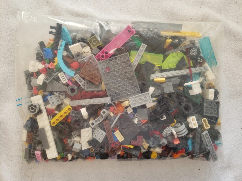 LEGO 1 pound of mixed colors and parts