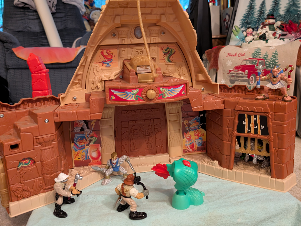 Fisher-Price Great Adventures Pharaoh's Tomb Playset - photo 2