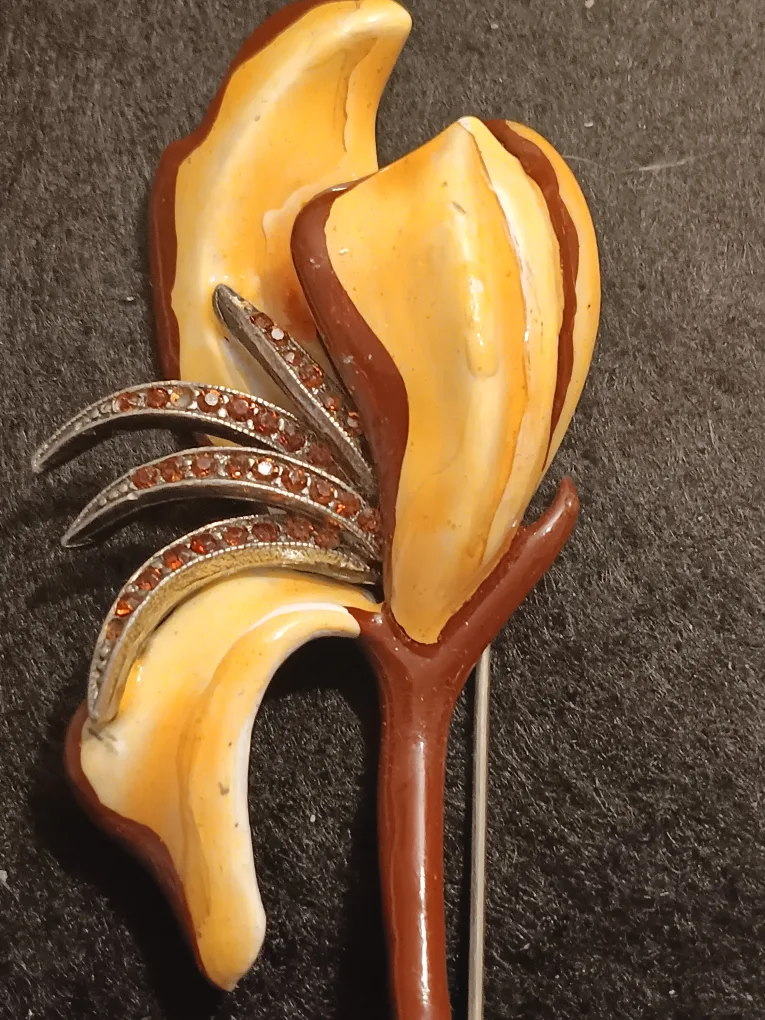 Vintage Ben-Amun Flower Brooch image indicator(2)