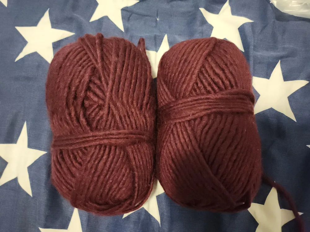 Two balls of Yarn image indicator(2)