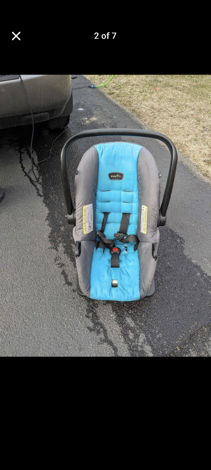 Evenflo Pivot Xpand Travel System