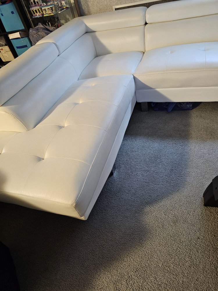 White Leather Sectional Sofa - photo 3