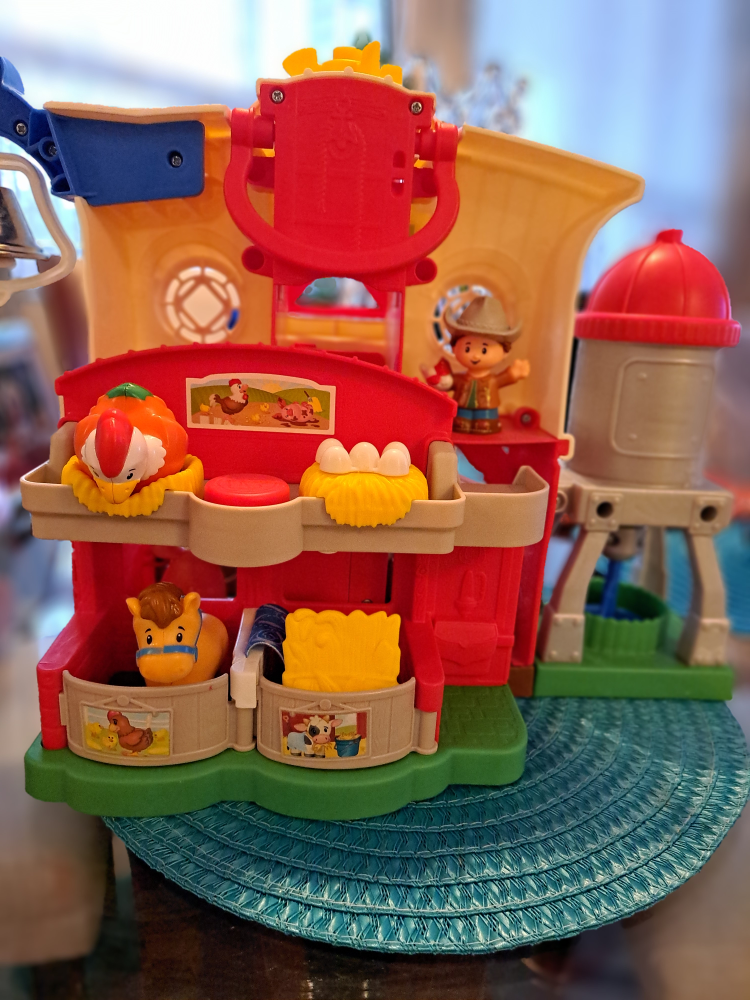 Fisher-Price Little People Farm - photo 3