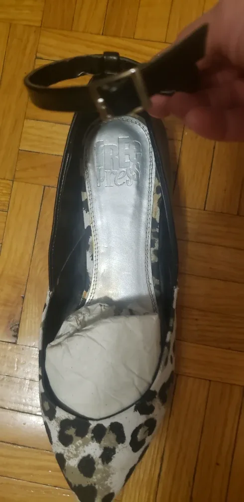 Women's Size 9.5 Leopard Print Ankle Strap Flats image indicator(10)