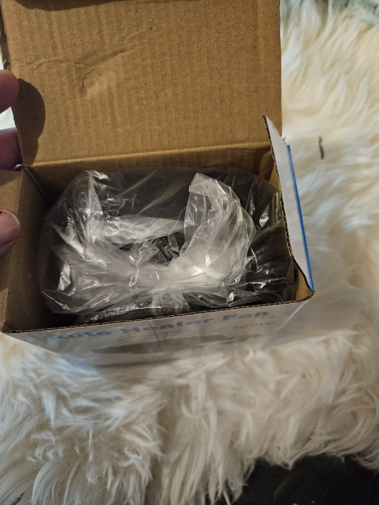 200W Auto Heater Fan - photo 3