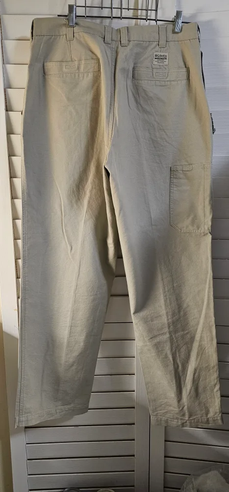 New brand Columbia Men's Khaki Pants #ThriftyPicks image indicator(6)