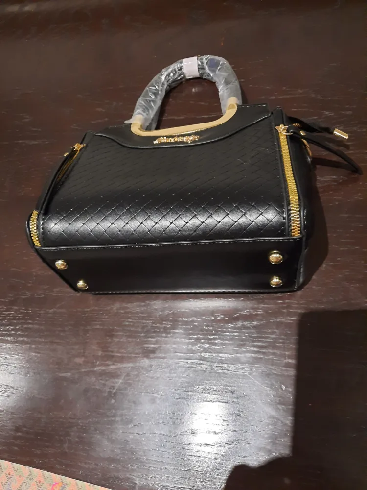 Black Handbag with strap and Scarf image indicator(5)