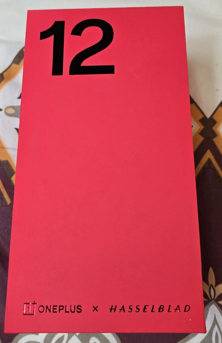 BRAND NEW OnePlus 12 - 16GB RAM, 512 GB Storage, Silky Black