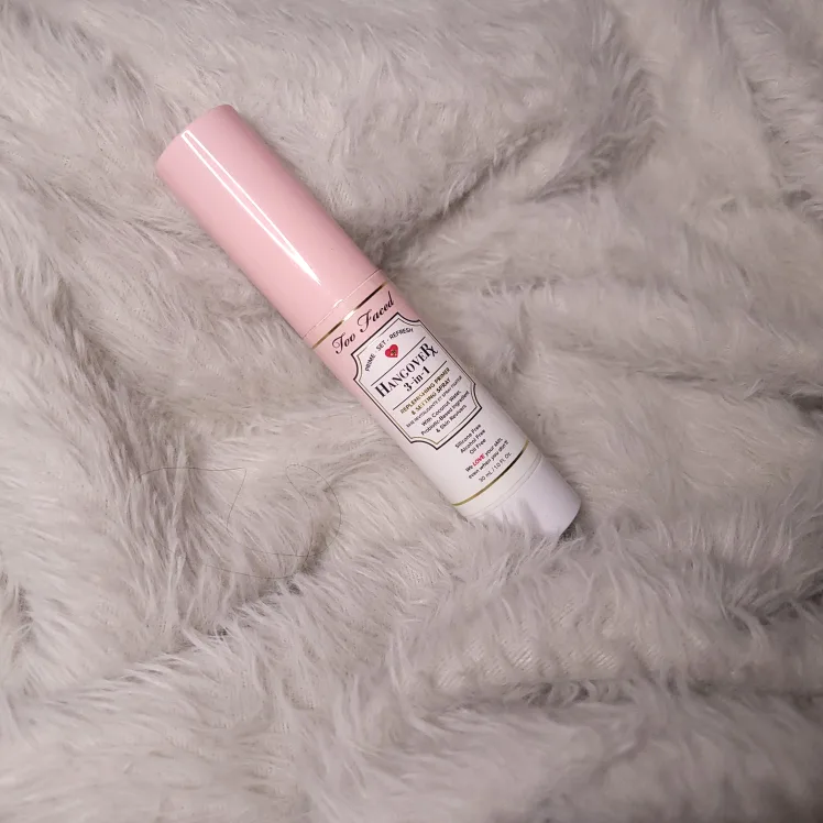 Makeup: Too Faced 3-in-1 Primer & Setting Spray thumbnail